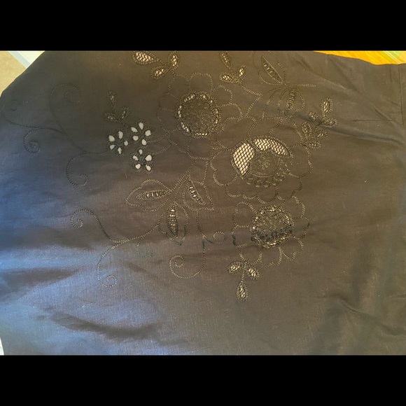 Women’s Alexandra Bartlett black size 16 skirt with designs - Picture 4 of 5